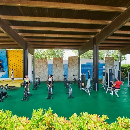 Torreserena Village de vacances 4*