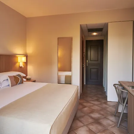 Torreserena Village de vacances 4*